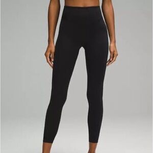 Lululemon Wunder Under SmoothCover 25” leggings